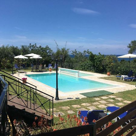 Pension Skala Ágios Matthaíos Bagian luar foto